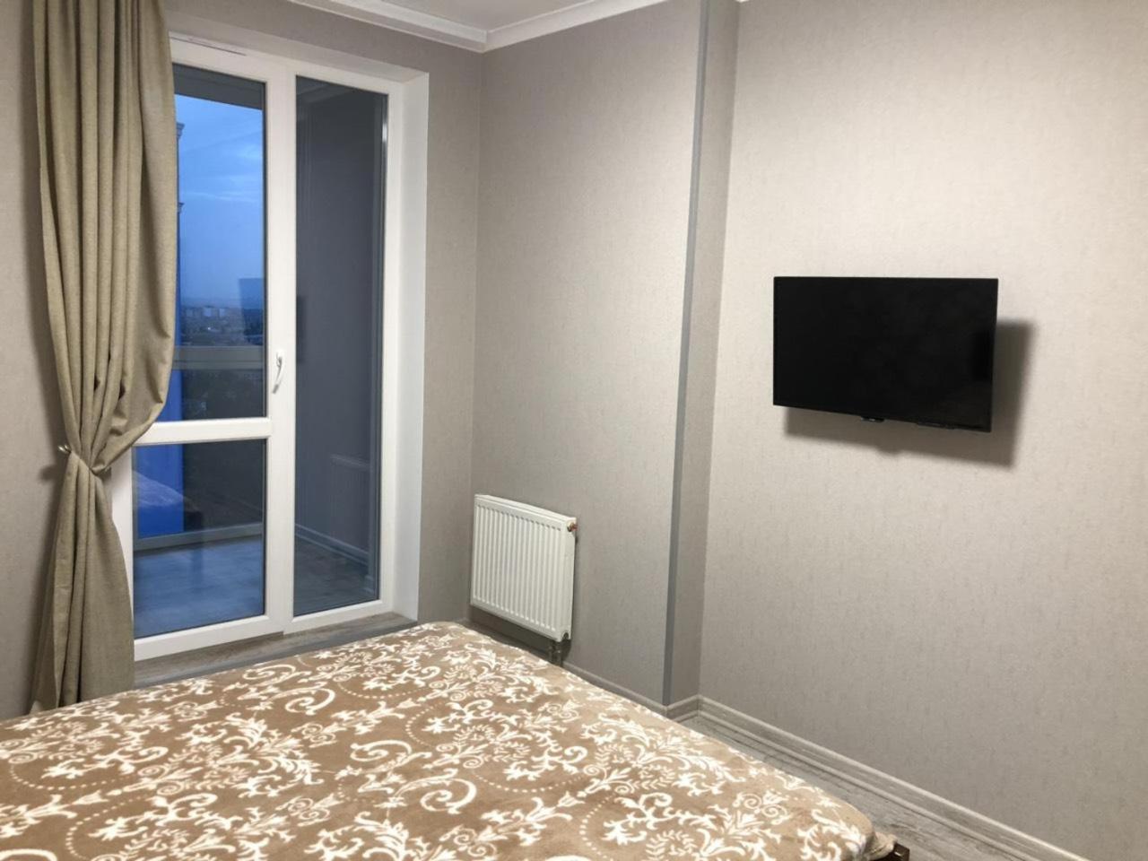 Appartement Квартира Парковые Озера à Kiev Extérieur photo